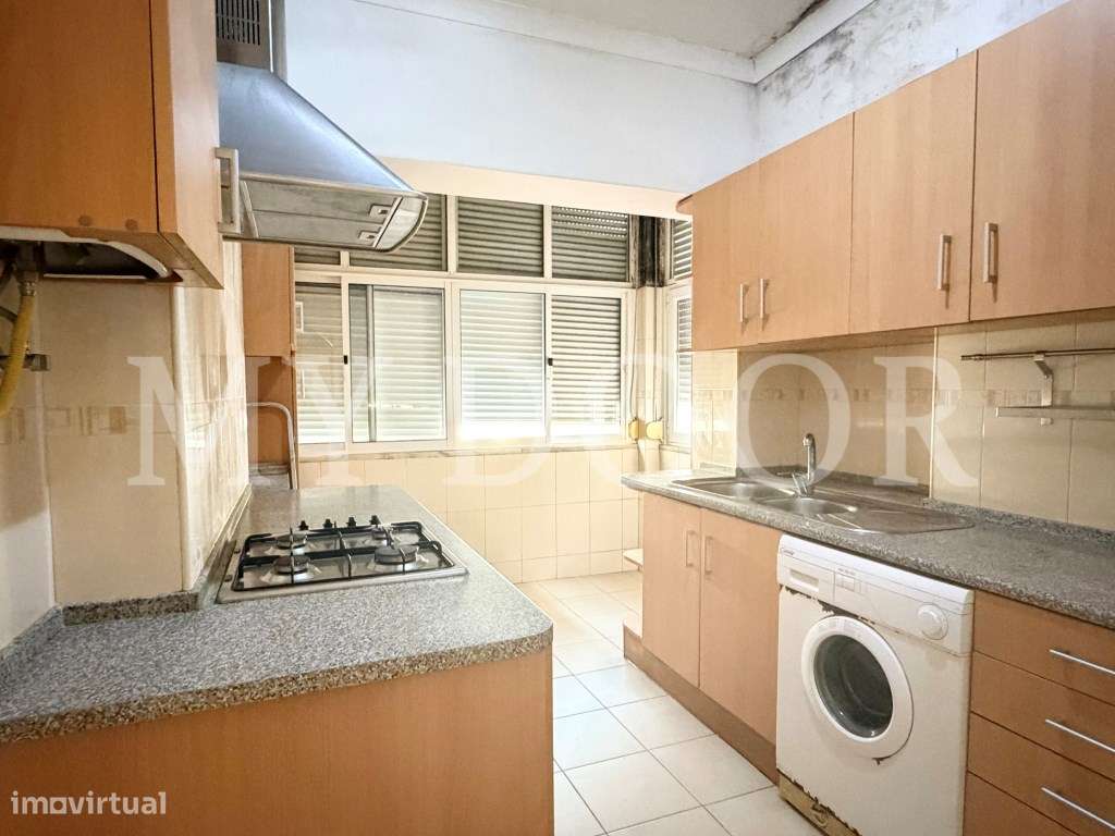 Apartamento T1 em Moscavide - 2º Andar - VARANDA-15