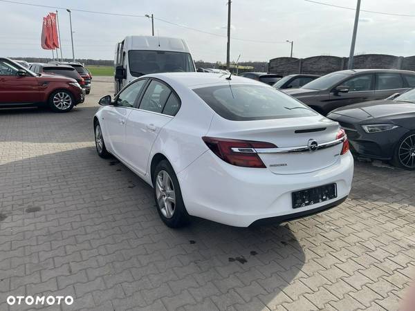 Opel Insignia 2.0 CDTI automatik Edition - 2