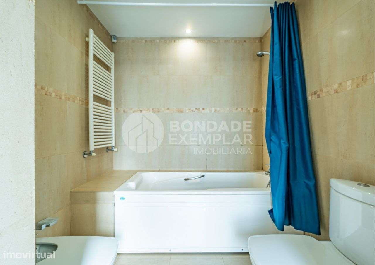 Excelente Moradia V4 - Quinta de Lousã - Valongo-31