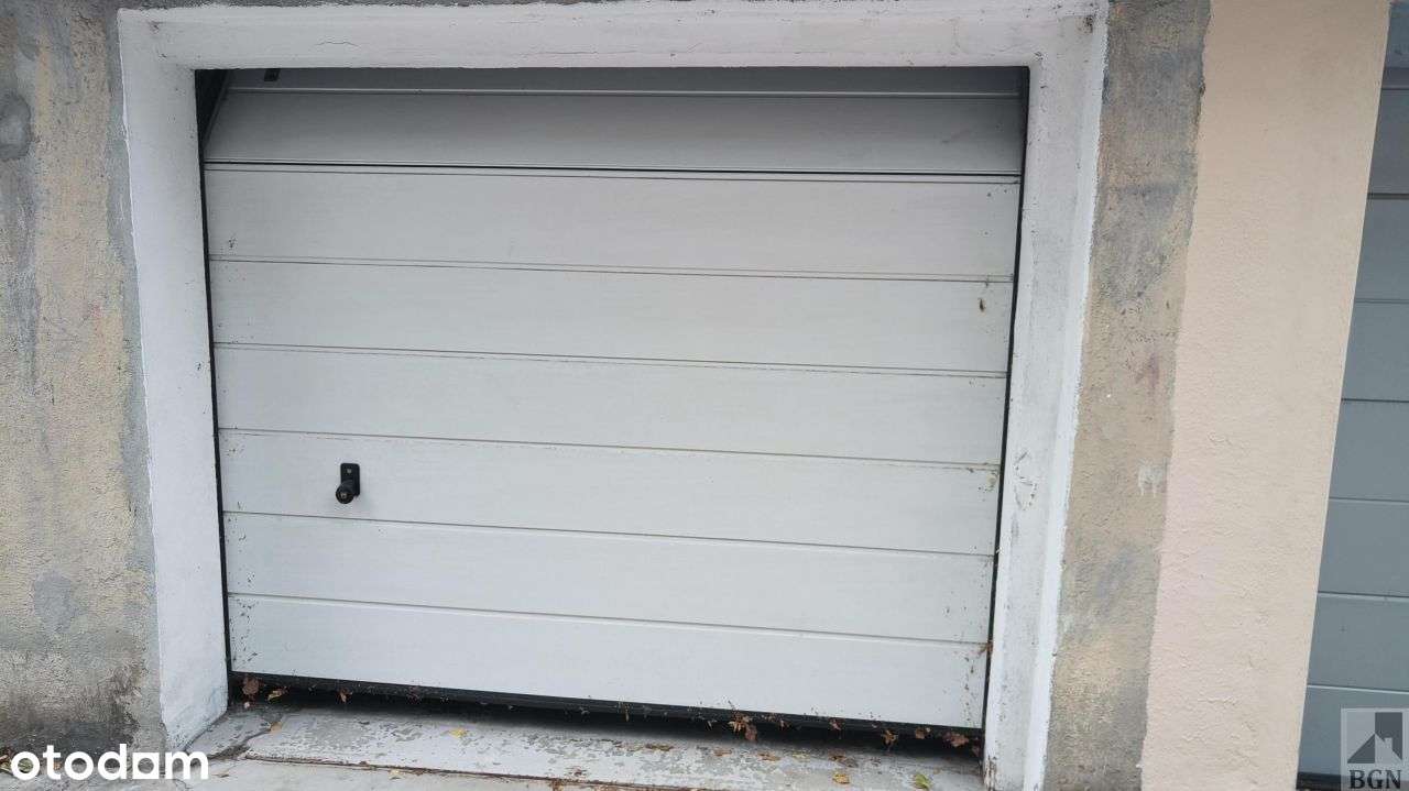 Garaż murowany - ul. Hallera-3