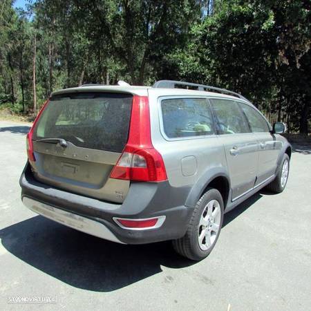 Volvo XC70 2.4 D5 (185CV) de 2007 - Peças Usadas (6744) - 3