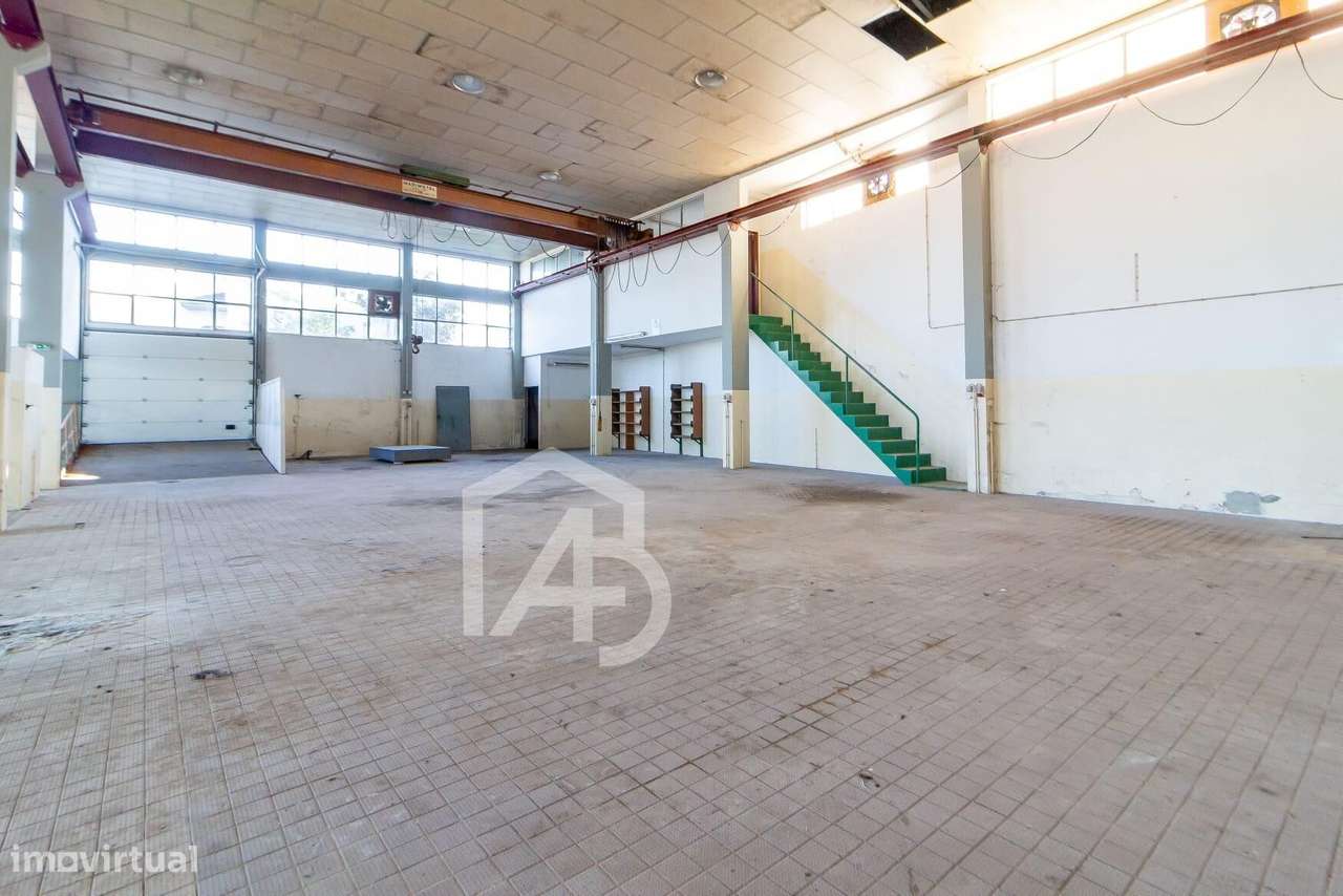 Prédio com potencial de reabilitação – Pernelhas, Leiria-42