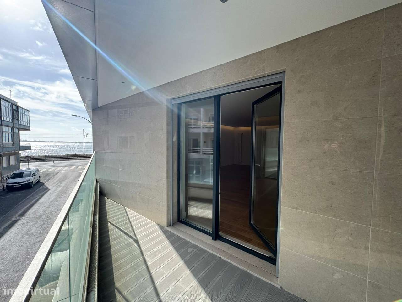 Apartamento T3 c/ vista rio-14