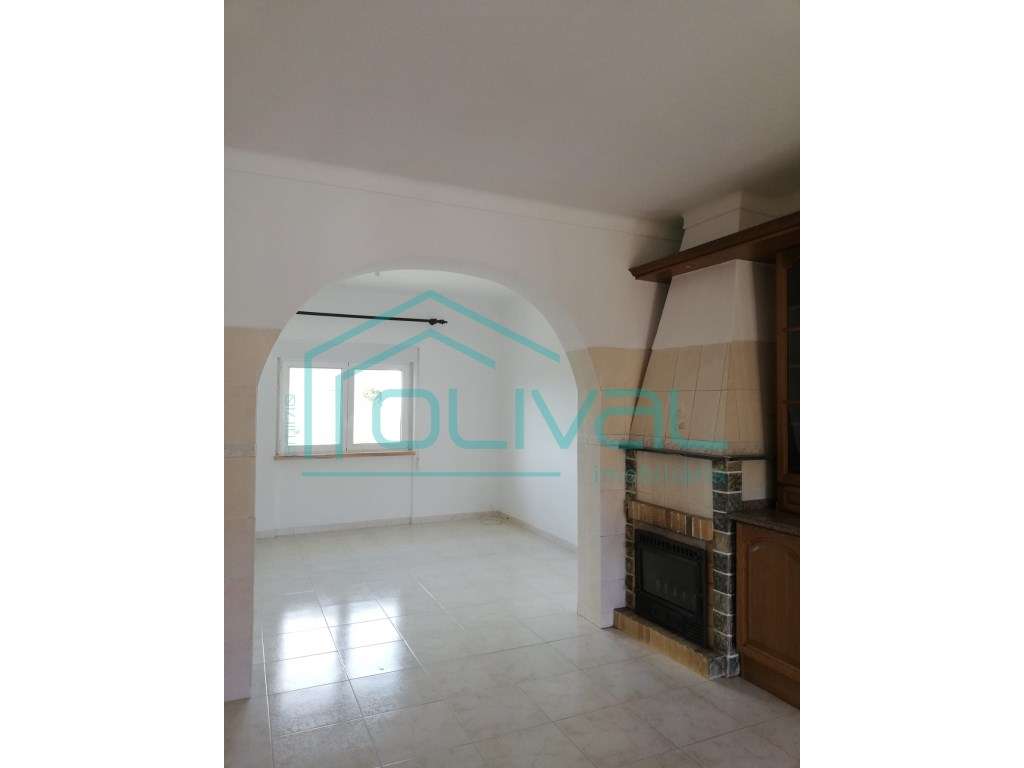 Moradia Independente com terreno, muito bem localizada com vista pa...-25