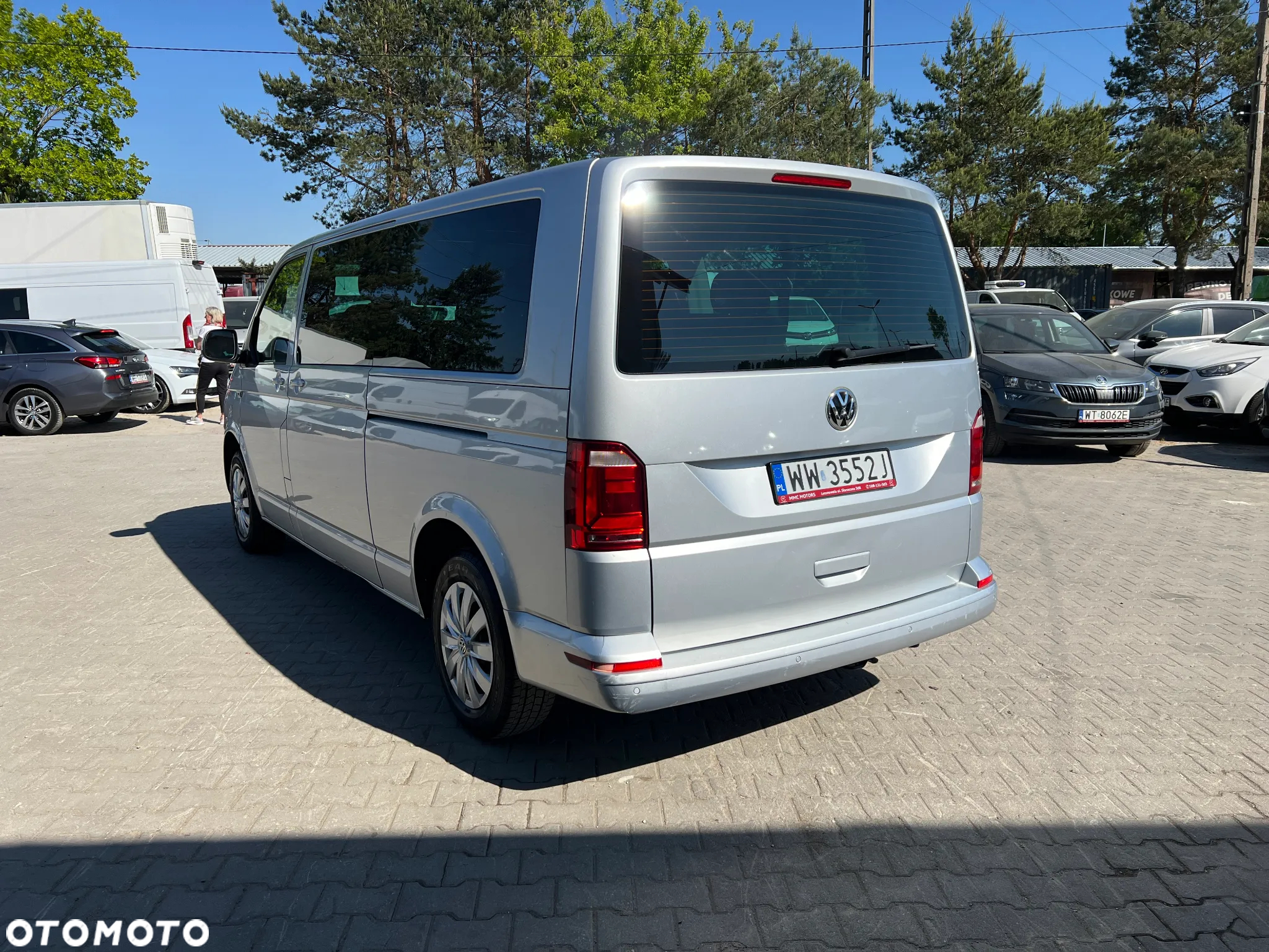 Volkswagen Caravelle 2.0 TDI L2 Highline - 20