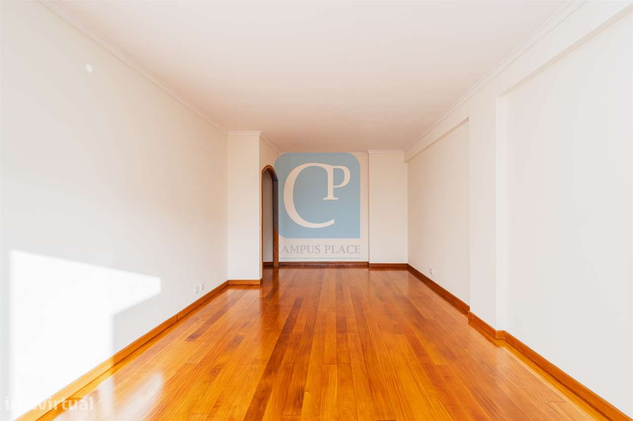 Apartamento T2 equipado, próximo do Hospital de São João - Grande imagem: 5/23