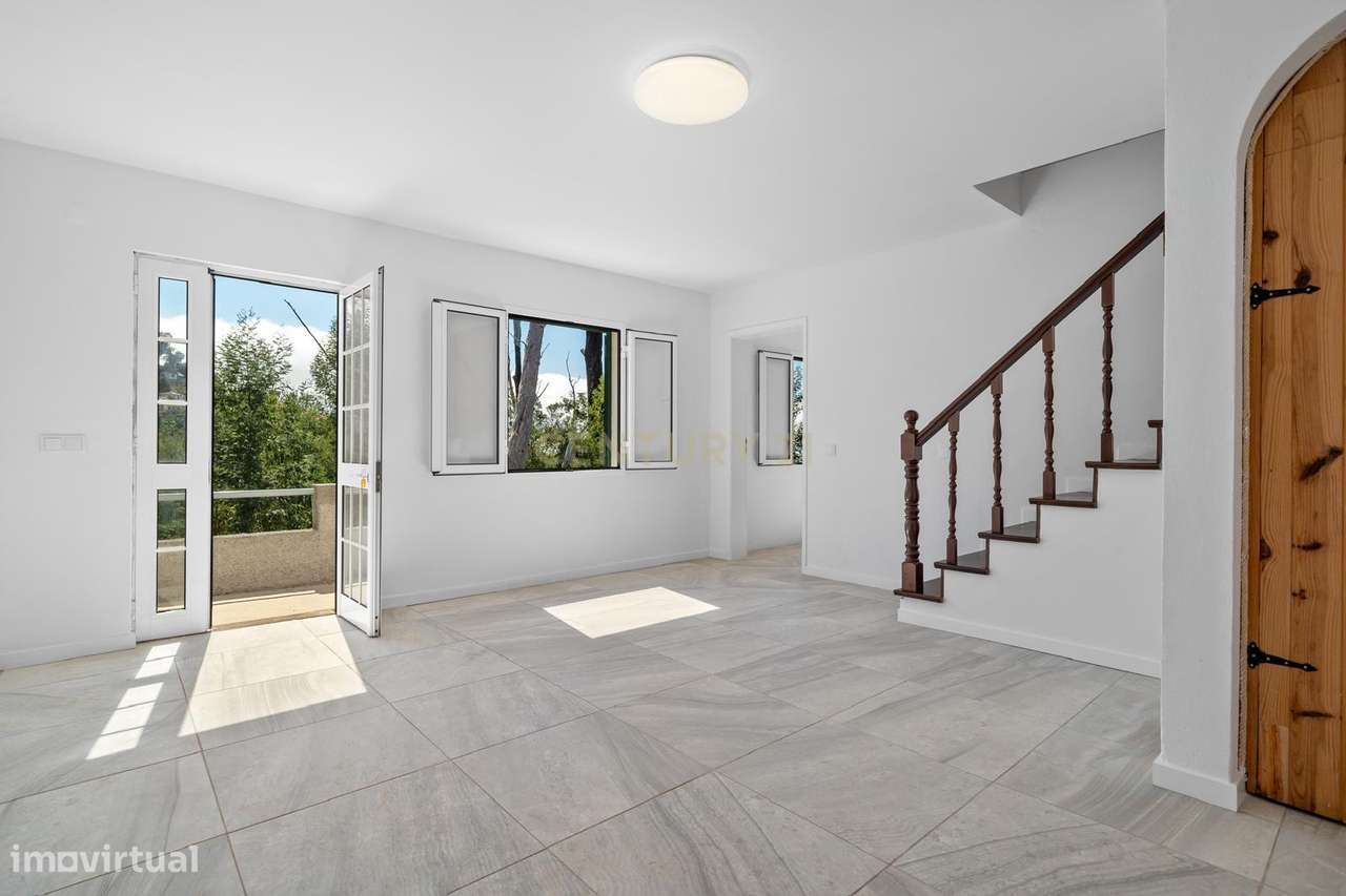 Oportunidade Única - Casa T2 - Renovada -  Funchal - Ilha da Madeira-12