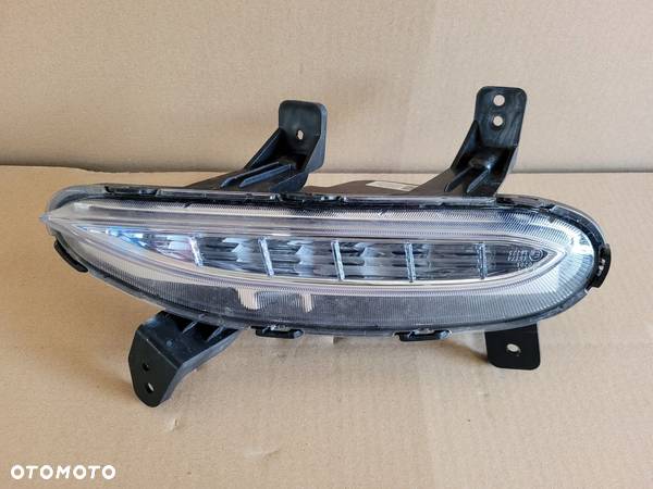 HYUNDAI I30 92208S0 Halogen Prawy Przód DRL CAŁY - 1