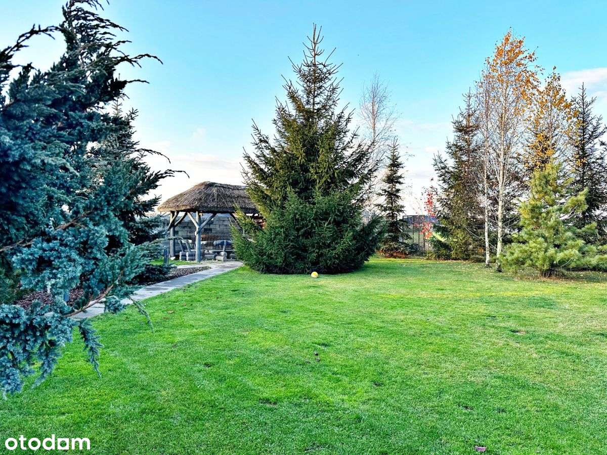 Atrakcyjny, zadbany dom z ogrodem w Cekanowie-5