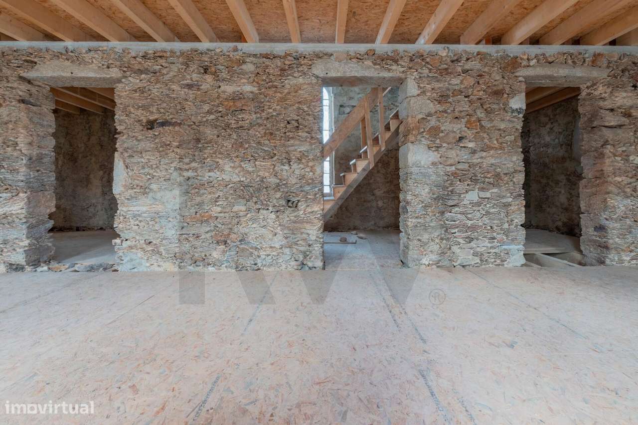 Palacete | Várias frações | PROJETO APROVADO| Vila Cucujães – OAZ!-18