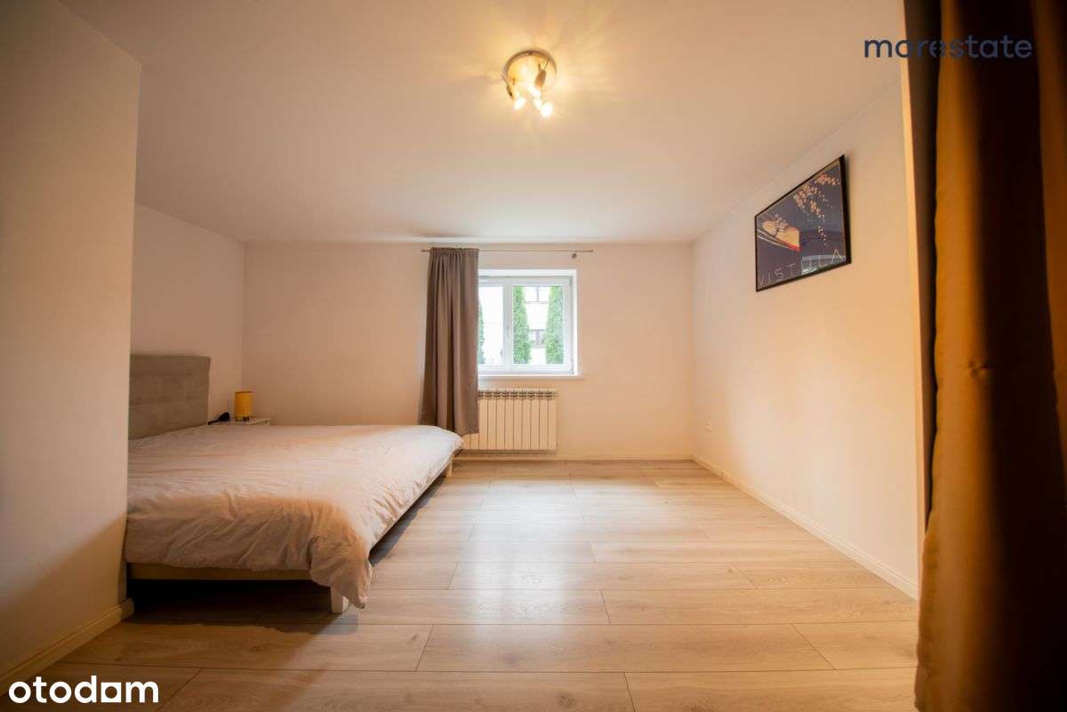 Dom wolnostojący z 3 niezależnymi mieszkaniami-7