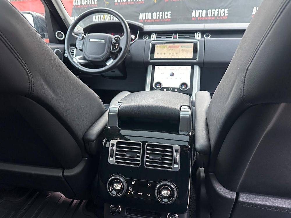 land-rover range-rover   3 0 i6 d300 mhev autobiography