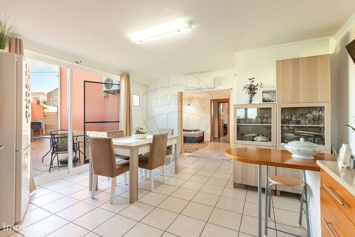 Moradia T4 para venda-8