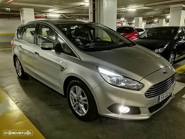 Ford S-Max 2.0 TDCi Titanium AWD Powershift - 3