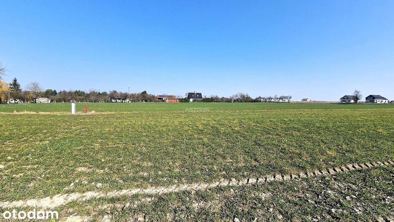 UROKLIWA DZIAŁKA BLISKO JEZIORA!-18