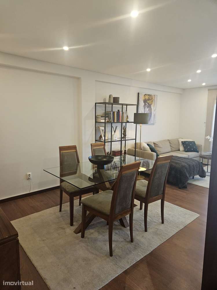Excelente  apartamento T2-19