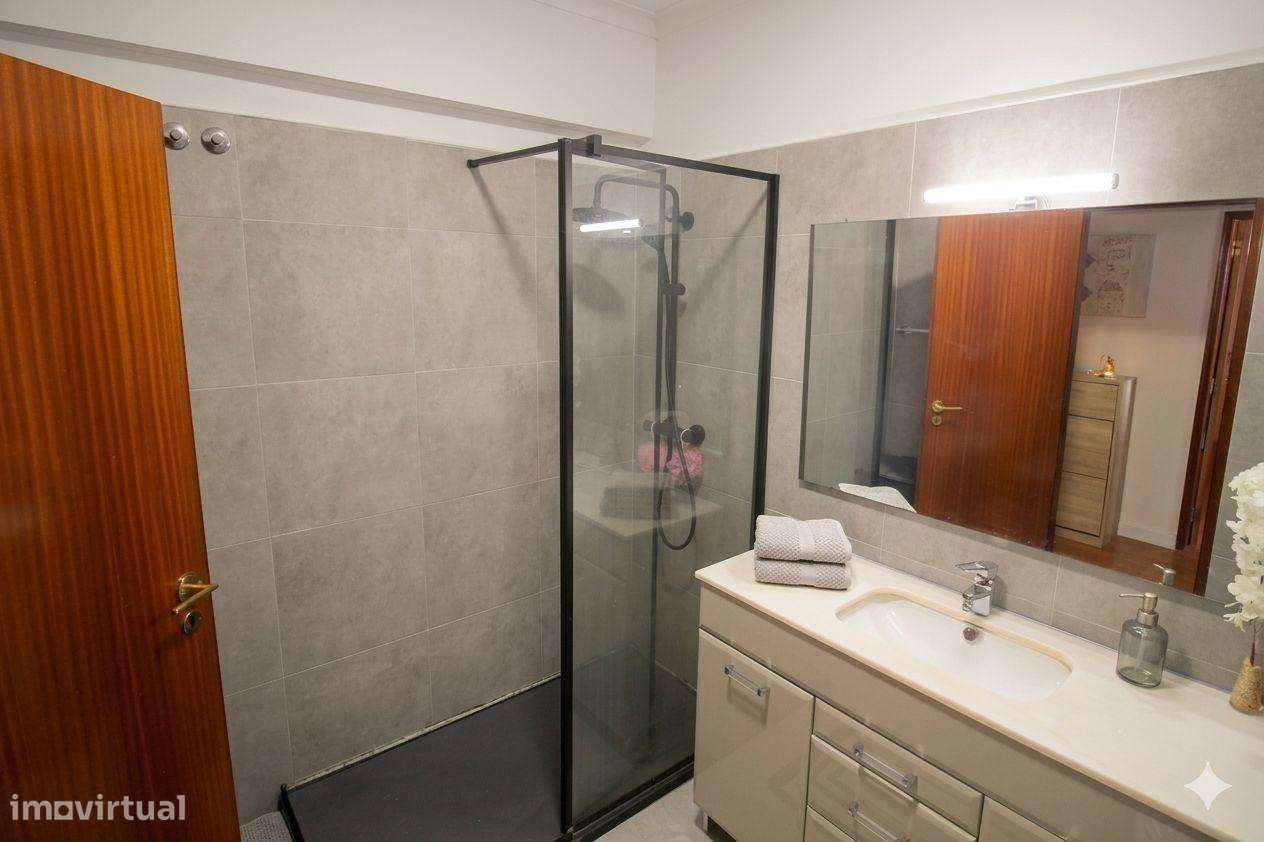Apartamento T3 Vale Flores Mem Martins-12