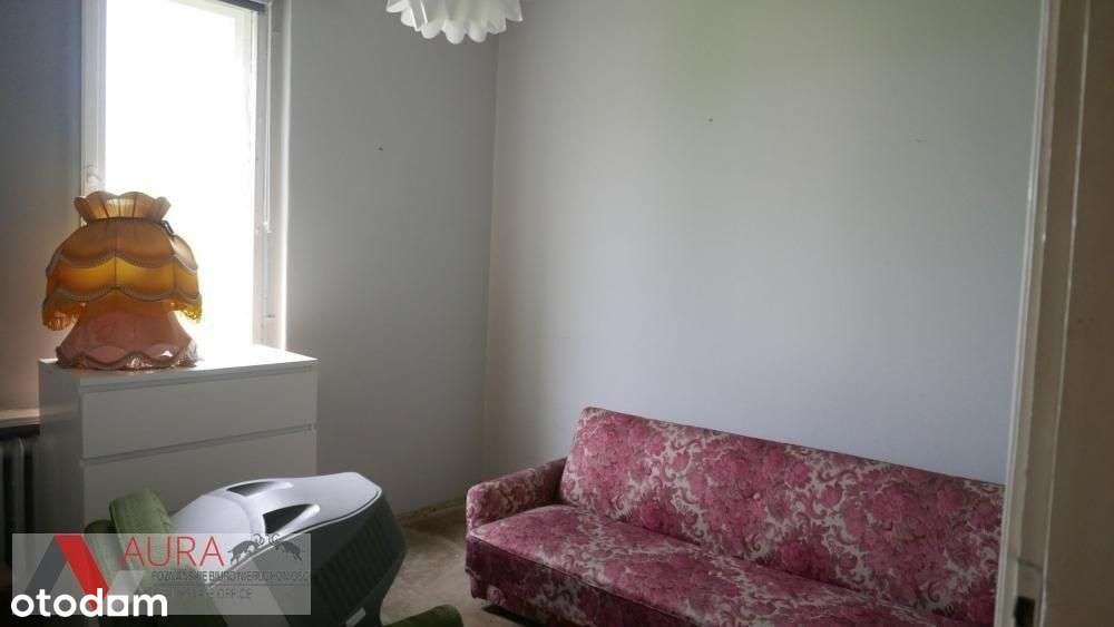 Wolnostojący dom w świetnej lokalizacji-6