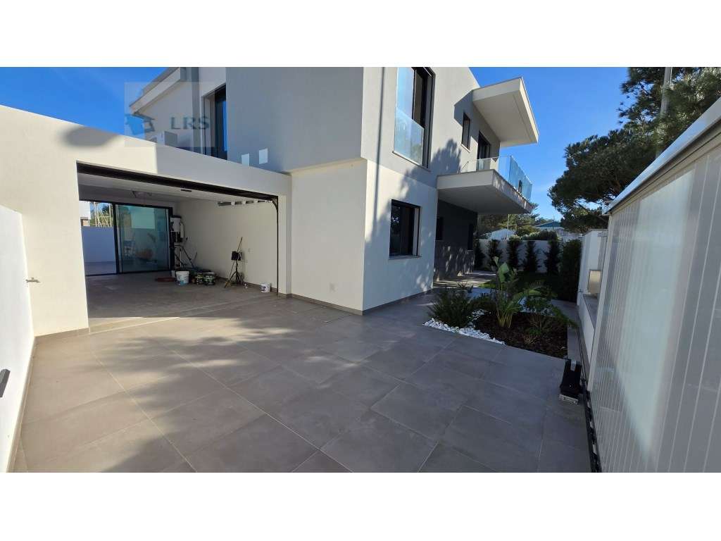 Murches, lindos acabamentos, moradia isolada com 3 suites e 1 quatr...-5