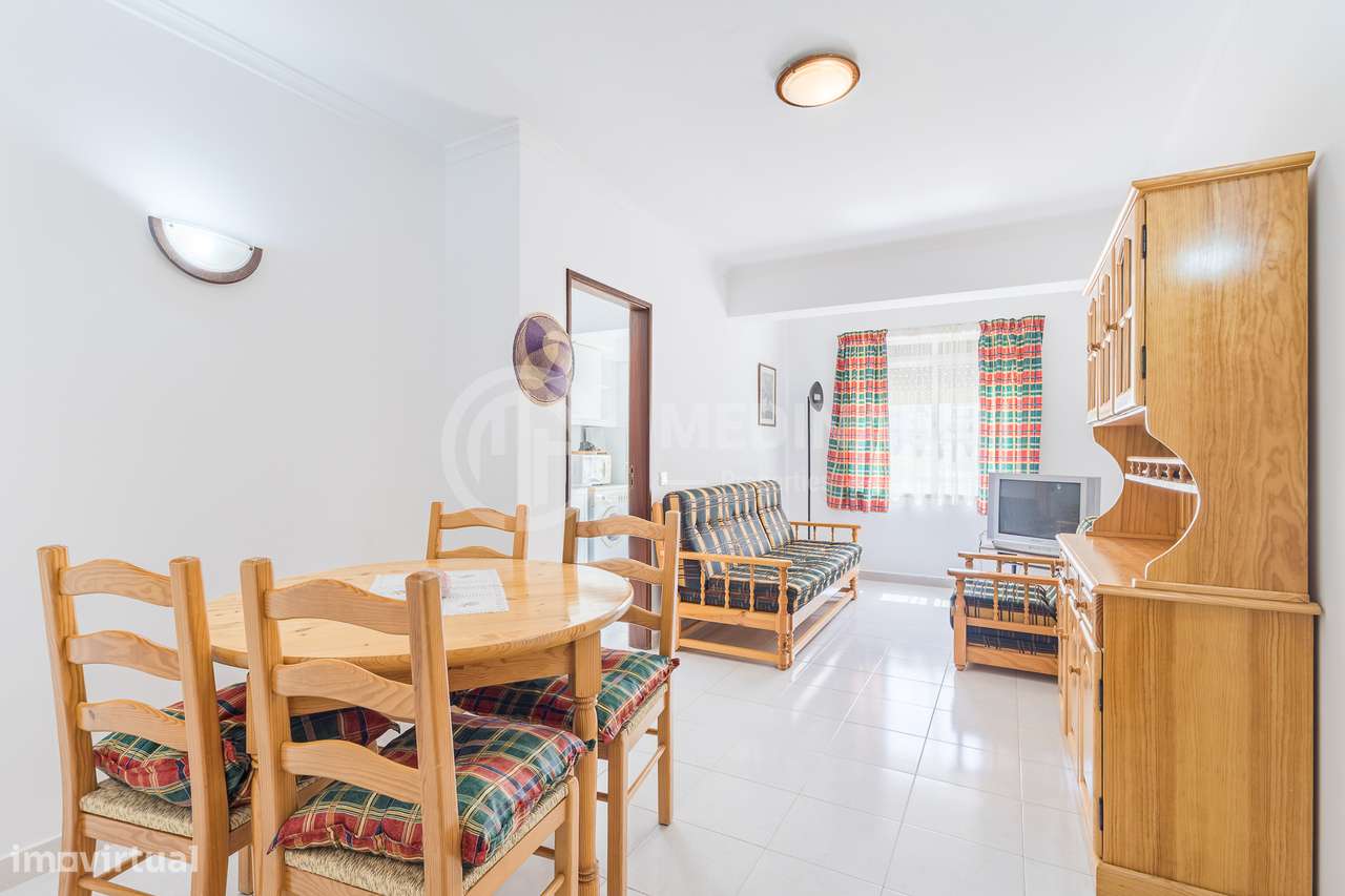 Apartamento T1 com garagem em Armação de Pêra-12