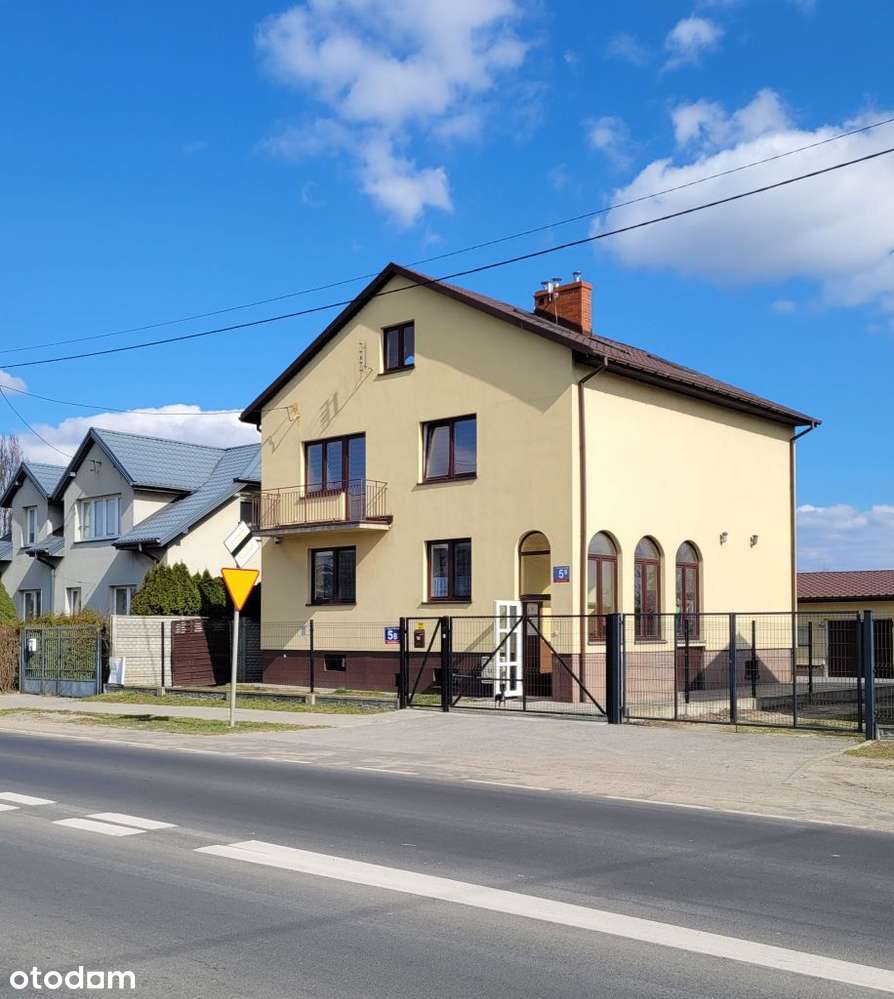 Dom 220 m² w Górze Kalwarii – duża działka, 35 km