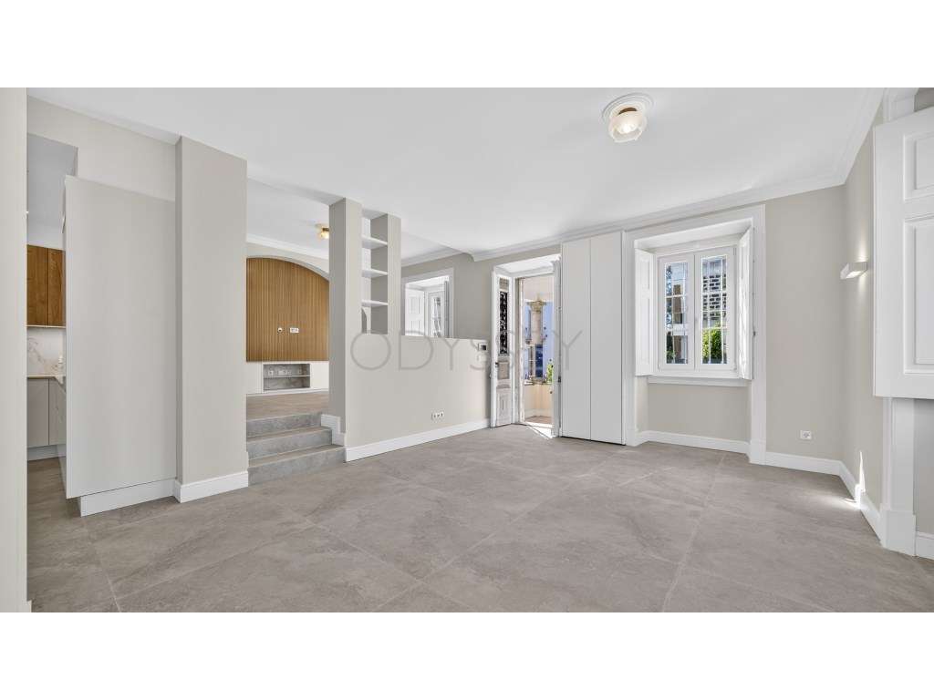 Chalet Costeiro Histórico de 4 Quartos em São João do Estoril - Grande imagem: 4/40