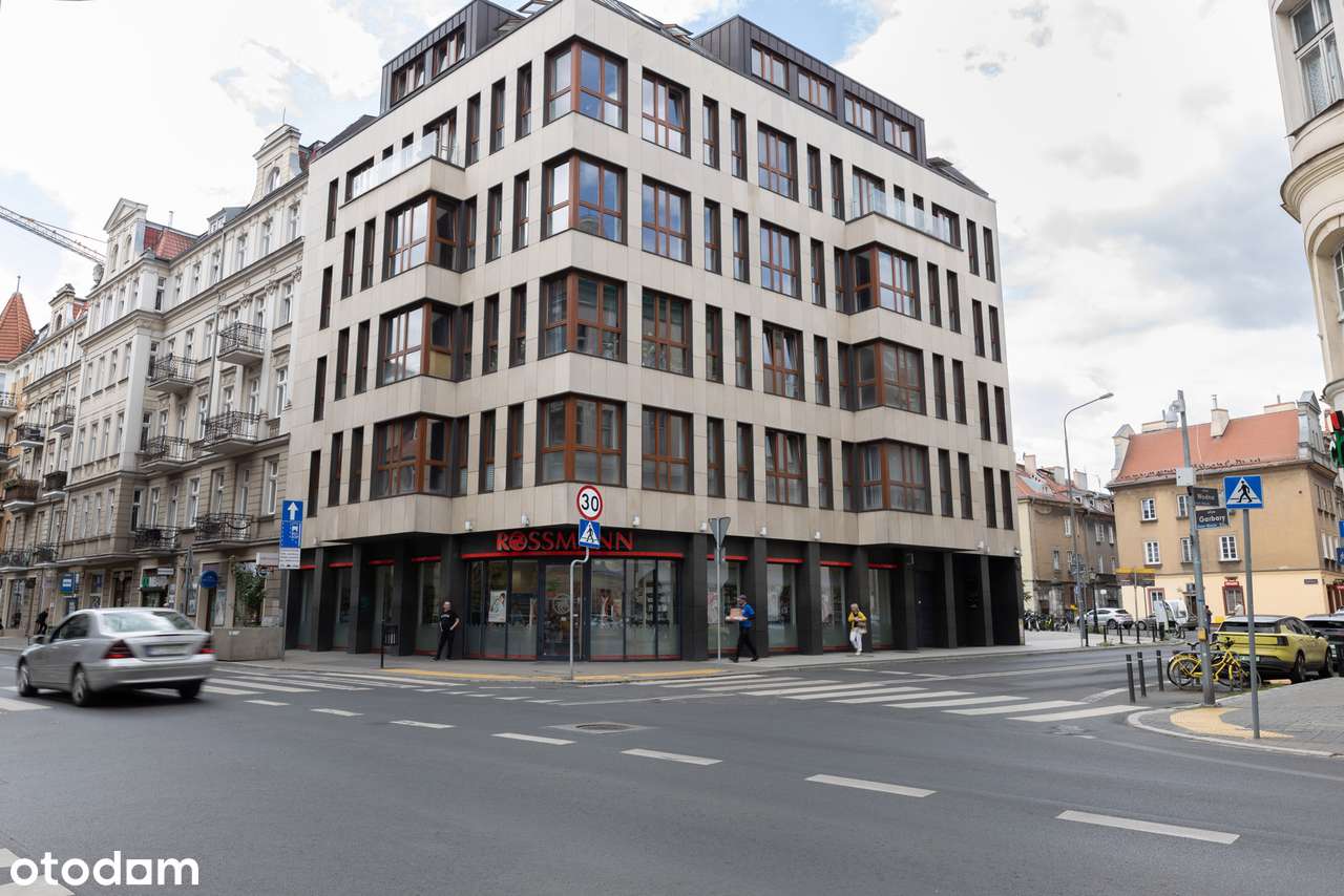 Mieszkanie w prestiżowym apartamentowcu przy Starym Rynku! Okazja!-16