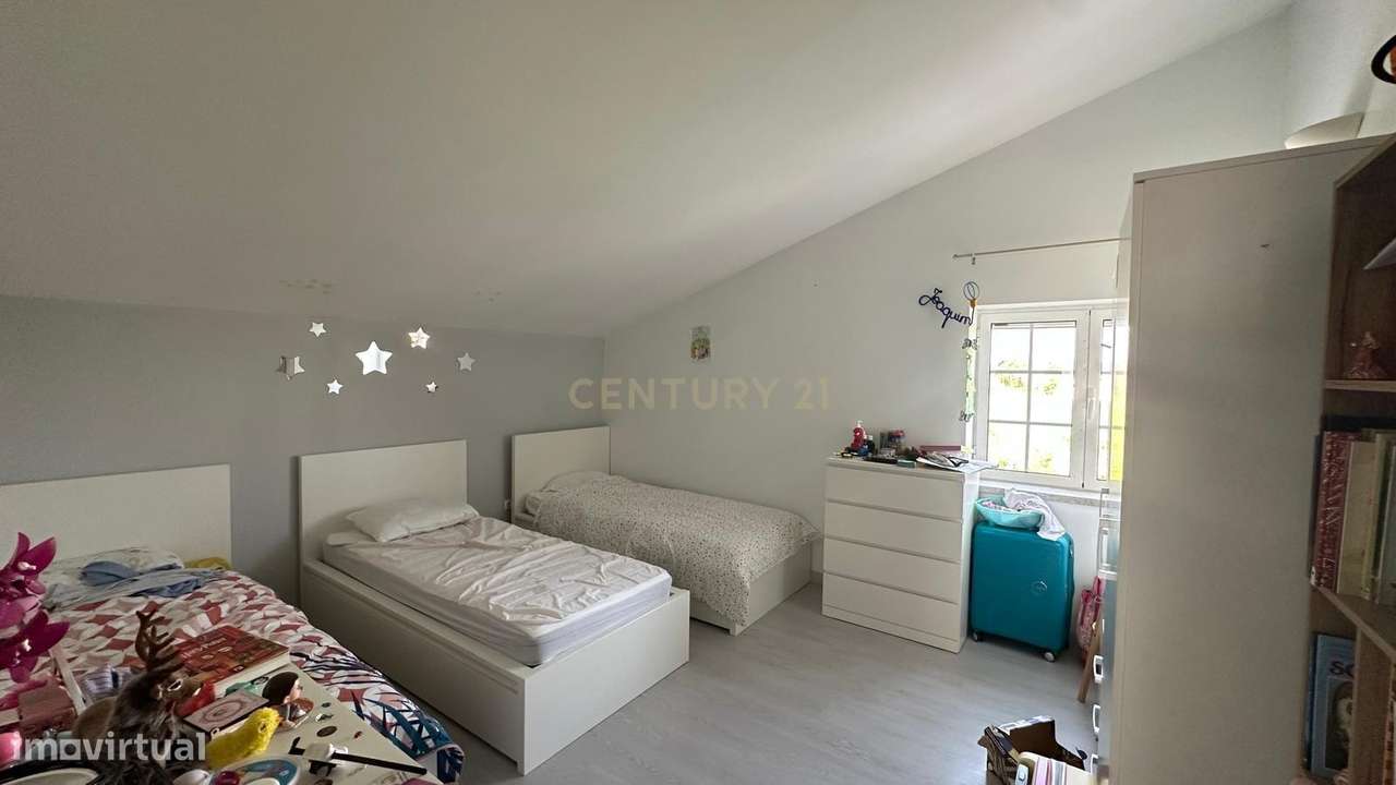 Moradia T4 com terreno em Oledo, Idanha-a-Nova-9