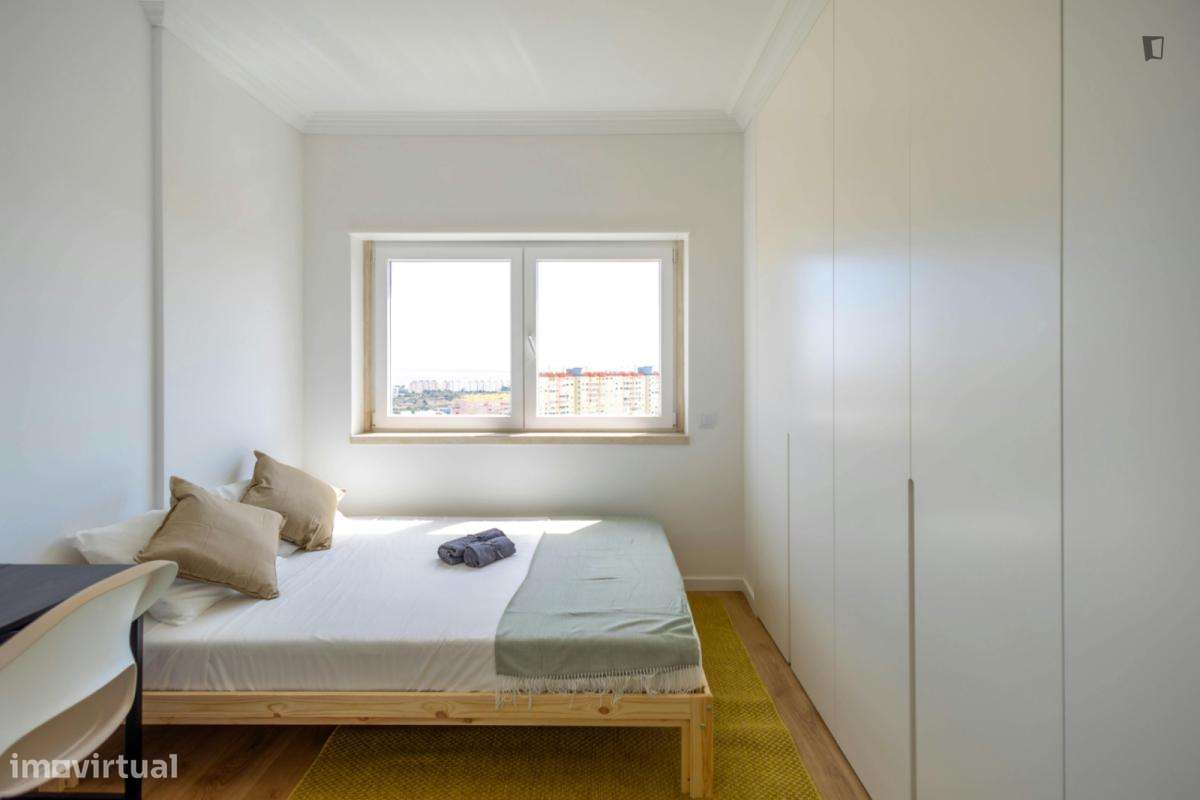 Quarto - localizado em Olaias Lisbon - Grande imagem: 2/9