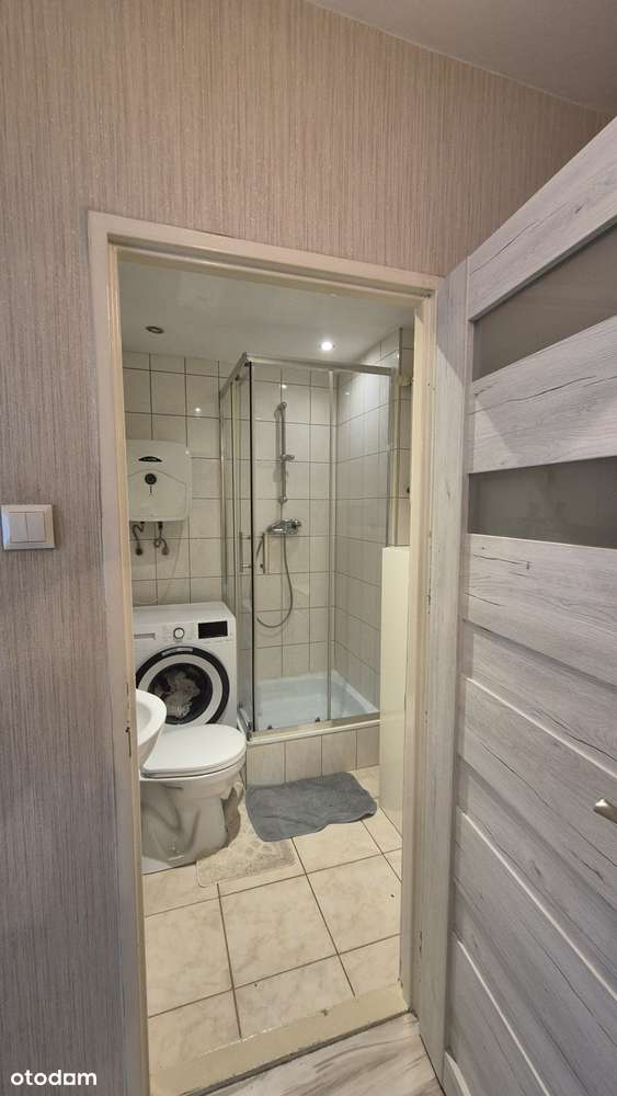 Kawalerka z osobną kuchnią  na parterze w Rybniku-Nowinach!!-6