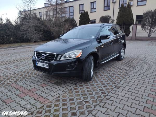 Volvo XC 60 D3 Momentum - 1