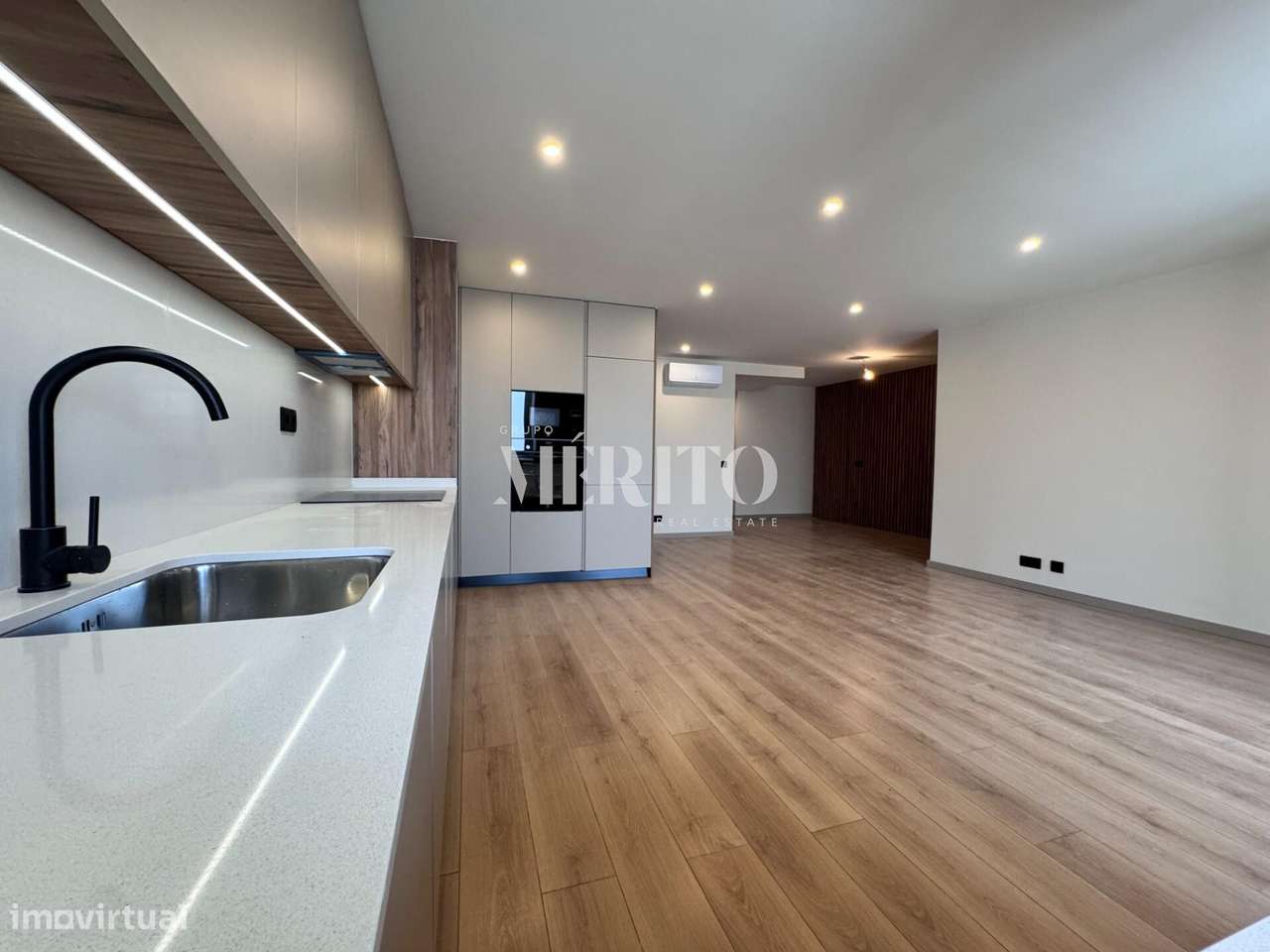 Apartamento T4 em pleno centro da cidade de Braga. - Grande imagem: 1/14