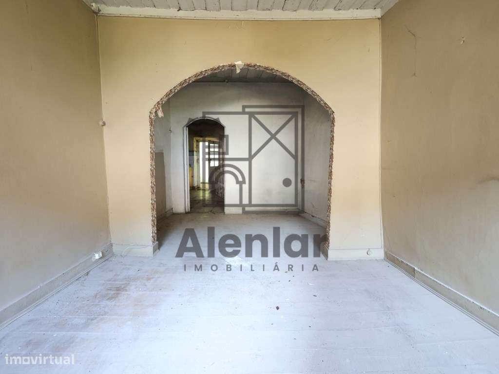 Oportunidade de Investimento no Centro Histórico de Alenquer - Bair...-7