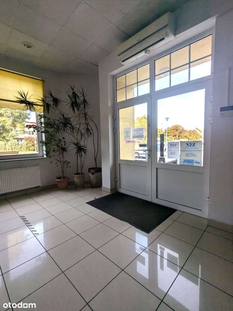 Dom w zabudowie szeregowej z lokalem użytkowym - Pełny obrazek: 4/18