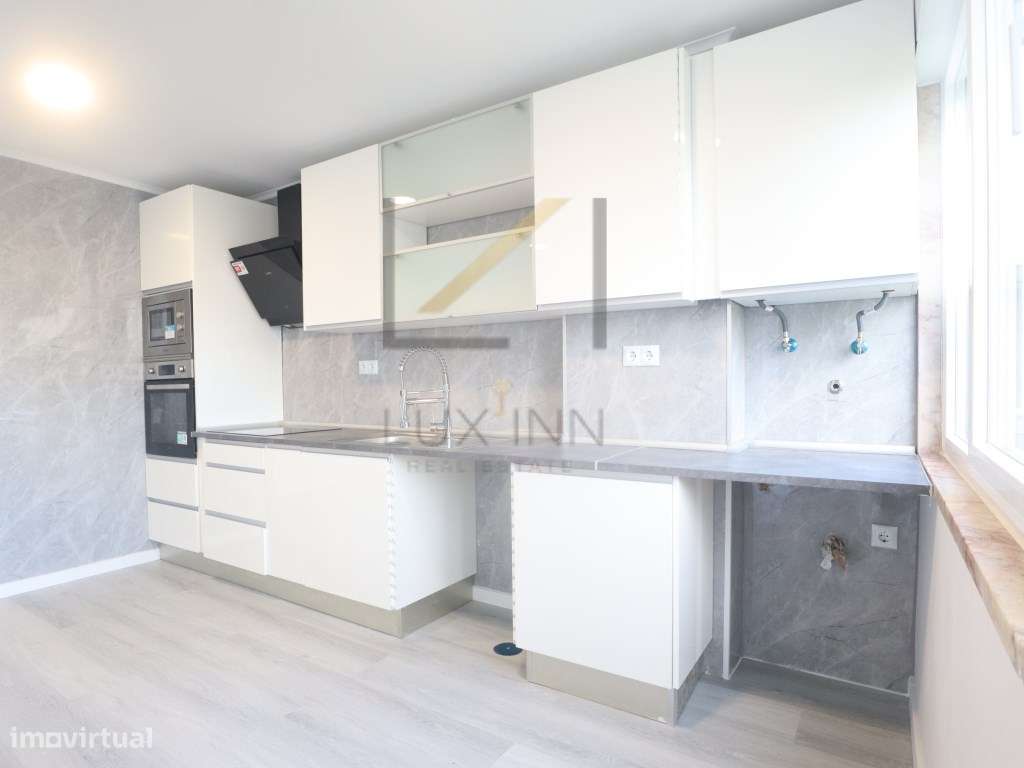 T2 com elevador e arrecadação - Figueirinha / Oeiras - Grande imagem: 2/32