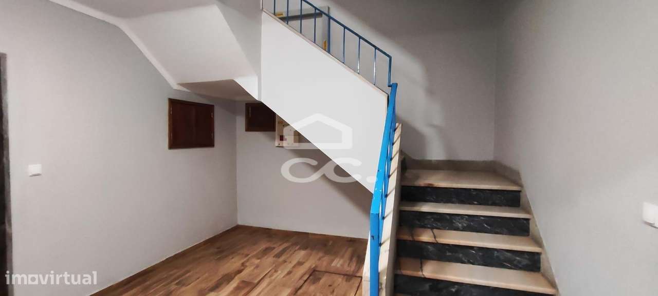 Apartamento T2 totalmente remodelado no Lavradio - Barreiro-34