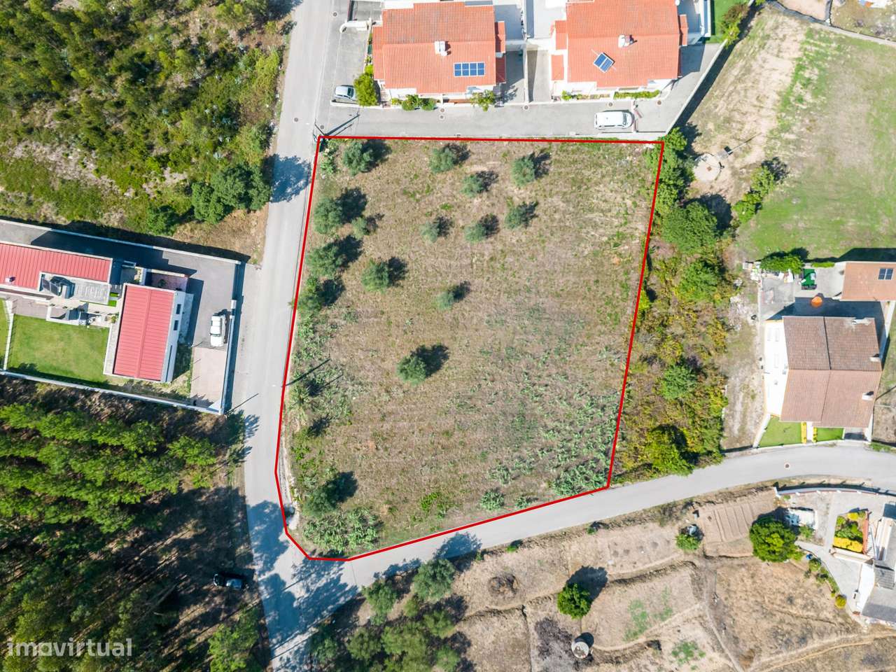 Terreno Construção 8 Moradias - Grande imagem: 2/4