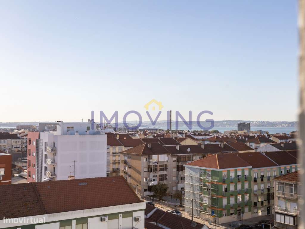 Apartamento T2 com parqueamento e arrecadação no Barreiro-26