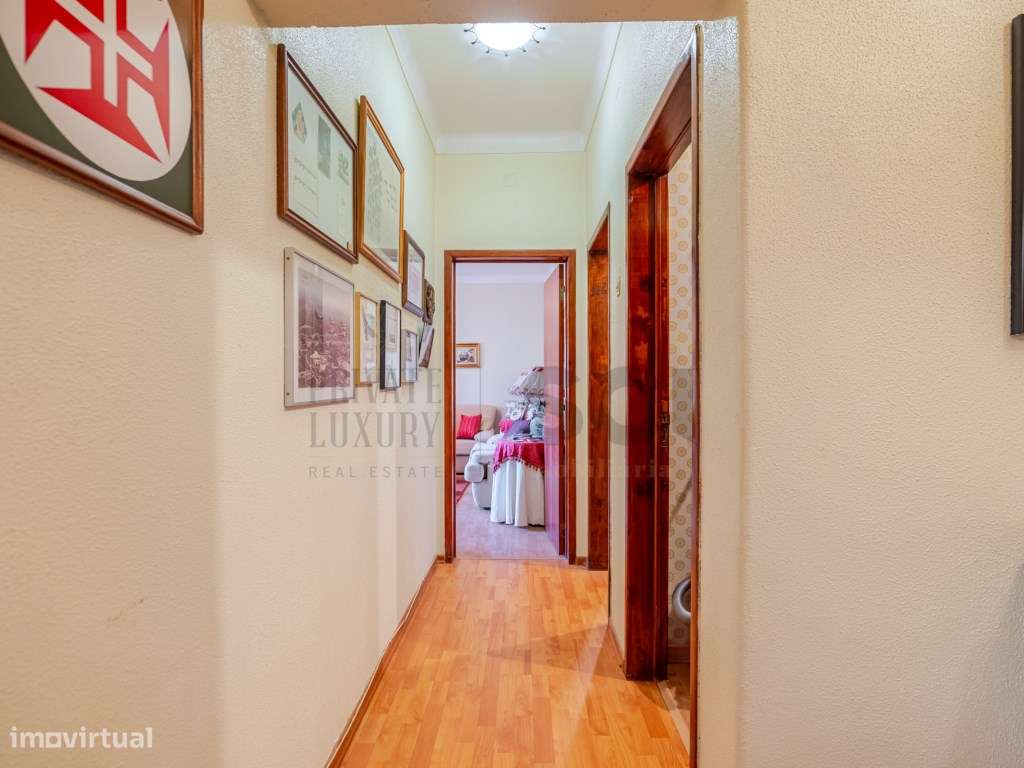 Apartamento T4 no Montijo-7