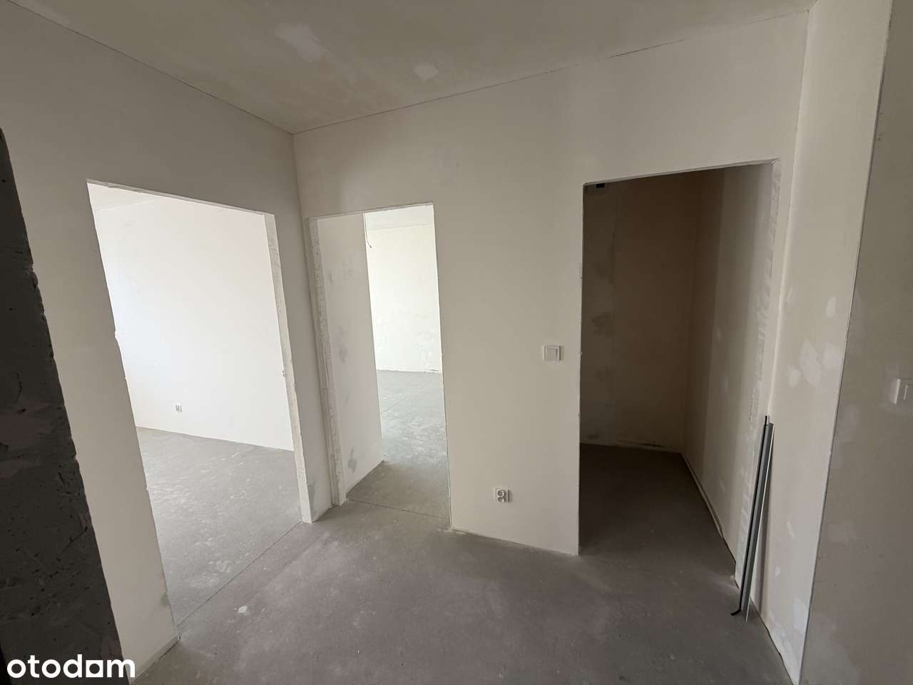 TARAS 33m2| 2 pokoje + KUCHNIA| Garaż Podziemny| Garderoba-11