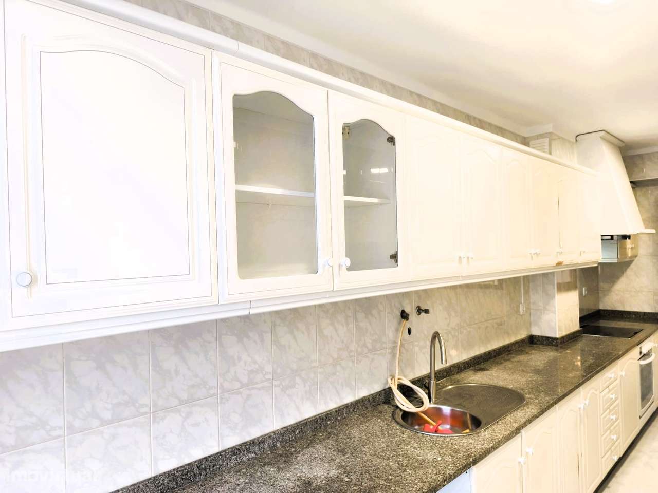 Apartamento T2 em Macieira de Rates-22