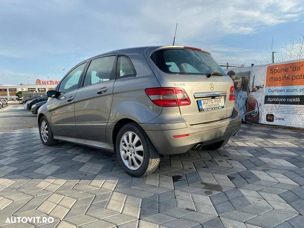 Mercedes-Benz B 200 CDI - 4