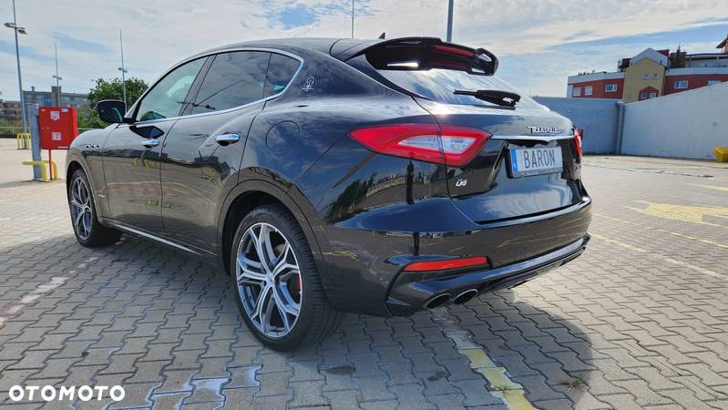 Maserati Levante Q4 GranSport - 8