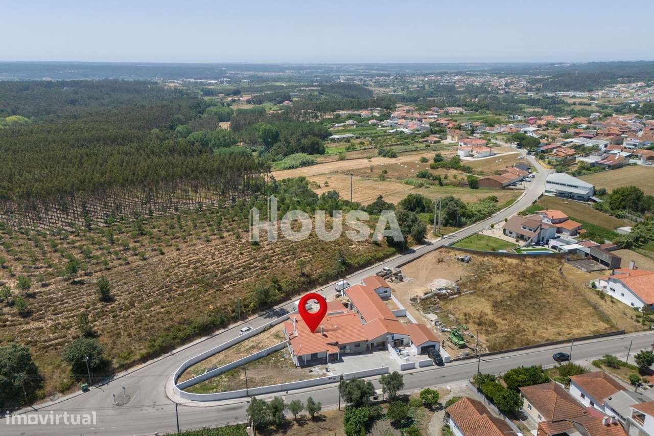 Moradia T3 Térrea Geminada – Em Construção-38