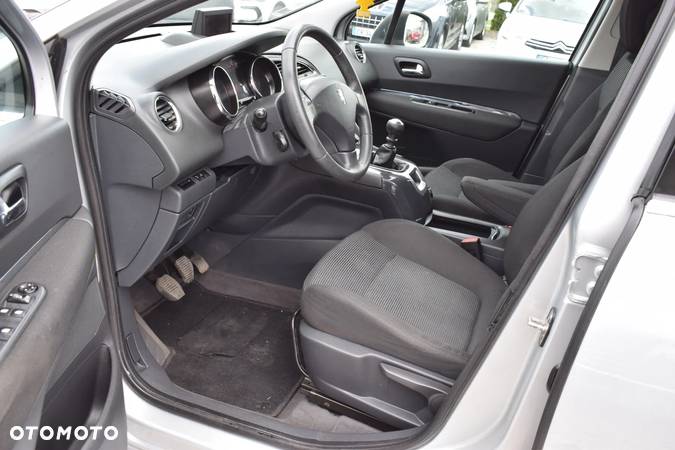 Peugeot 5008 1.6 HDi Premium - 5