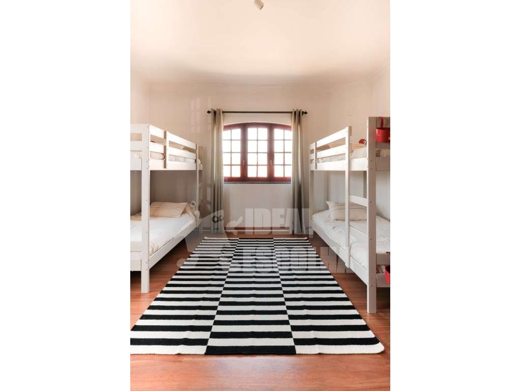 EXCELENTE MORADIA -850.000 €
 MUITO PERTO DAS PRAIAS ...
 BELVERD...-24