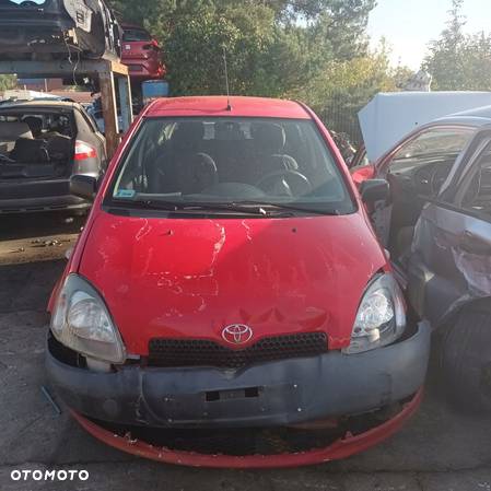 TOYOTA YARIS I SZYBA CZOŁOWA - 2