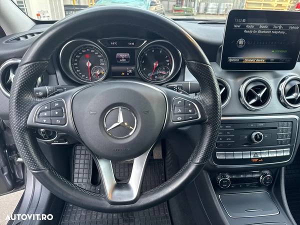 Mercedes-Benz GLA 220 4MATIC - 14