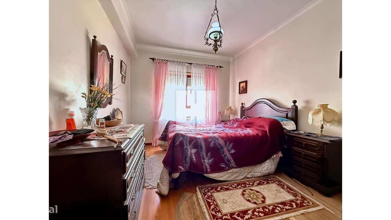 Apartamento T2 c/ Arrumo-21