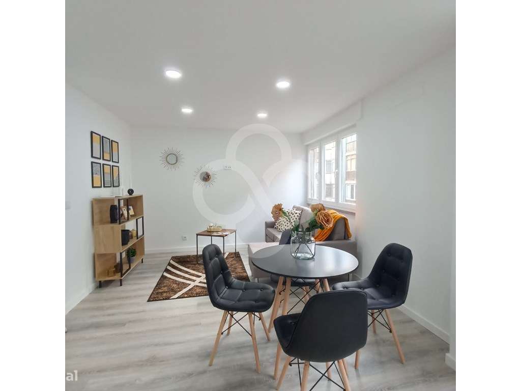 Apartamento T3 em Benfica com comercio e serviços por perto em Lisboa - Grande imagem: 3/10